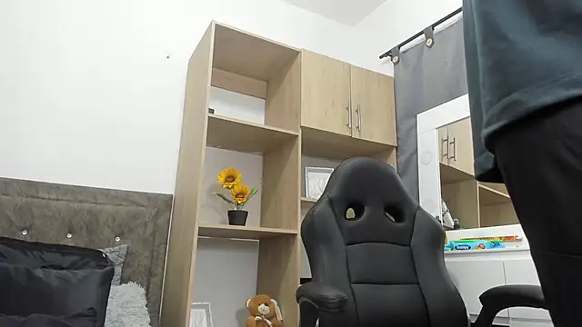 karsonmorris online show from 10.23.25