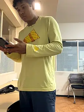 Snapshot of Brencuz chatting on 09.27.25 Brencuz online show from 09.27.25