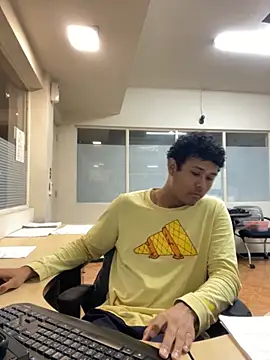 Snapshot of Brencuz chatting on 10.11.25 Brencuz online show from 10.11.25