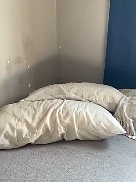 Snapshot of Brencuz chatting on 10.19.25 Brencuz online show from 10.19.25