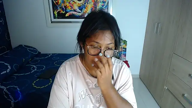 miajoseph  online show from 01.26.25