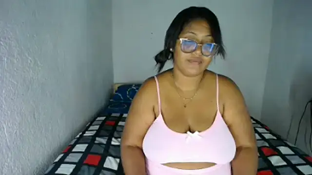 miajoseph  online show from 01.07.26