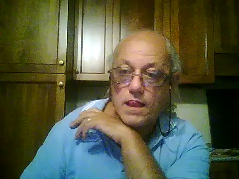 Snapshot of gianbragallini chatting on 09.23.25 gianbragallini online show from 09.23.25