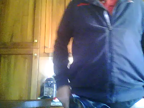 Snapshot of gianbragallini chatting on 10.18.25 gianbragallini online show from 10.18.25