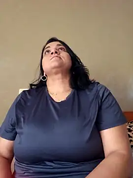 paulinaDiaz1 online show from 10.21.25