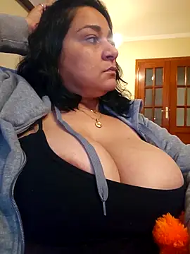 paulinaDiaz1 online show from 11.06.25