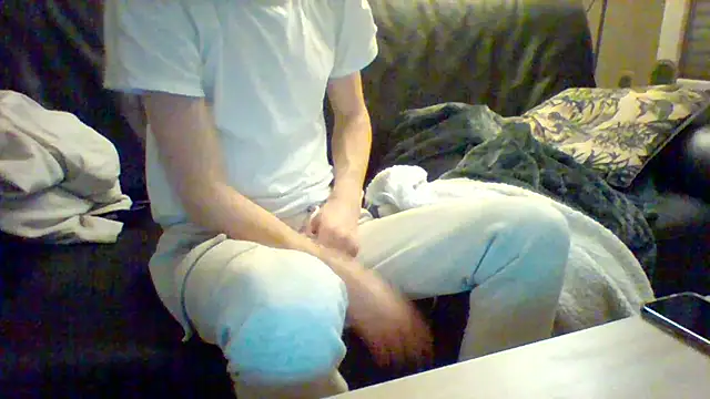 Snapshot of passif520 chatting on 02.08.25 passif520 online show from 02.08.25