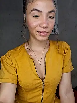 Snapshot of HelenHoltz chatting on 10.16.25 HelenHoltz online show from 10.16.25