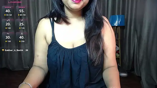 Snapshot of _Kamakshi chatting on 06.14.26 Kamakshi online show from 06.14.26