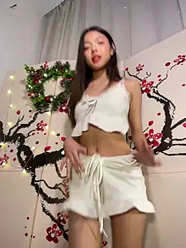 DesiredHoney online show from 12.29.24