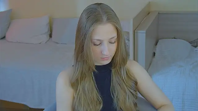 BritneyCruze online show from 04.11.26