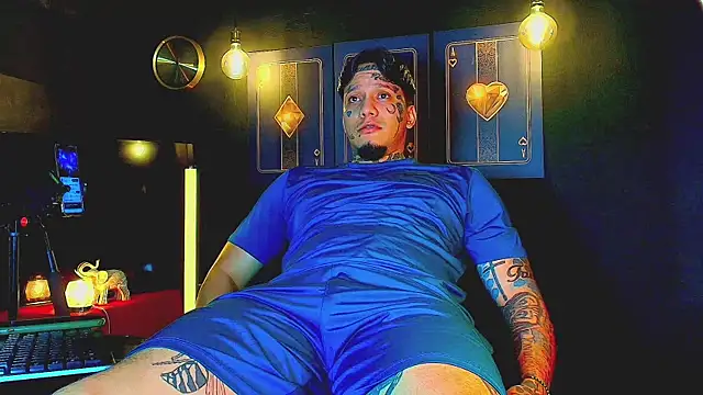 Snapshot of daimond_hope666 chatting on 10.17.25 daimond hope666 online show from 10.17.25