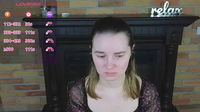 Ellie Sunset online show from 04.13.26