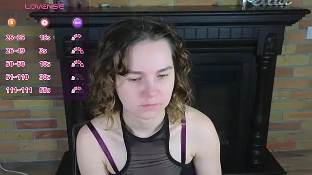 Snapshot of Ellie_Sunset chatting on 05.26.26 Ellie Sunset online show from 05.26.26
