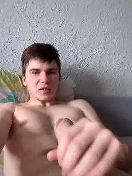 Snapshot of painkkiiller22 chatting on 11.08.25 painkkiiller22 online show from 11.08.25