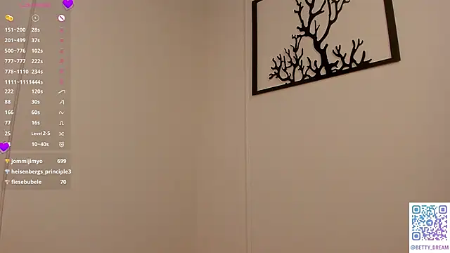 Snapshot of OdetteHarwick chatting on 02.16.25 OdetteHarwick online show from 02.16.25