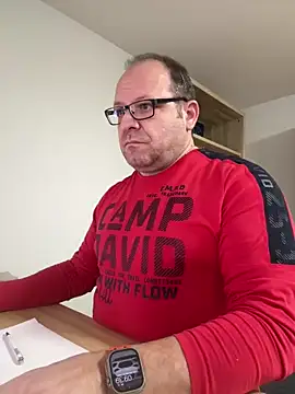 coupleLatinaLovers online show from 12.13.24