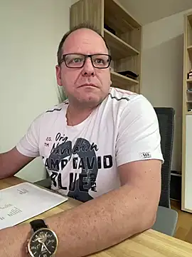 coupleLatinaLovers online show from 02.06.25