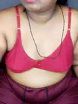 Snapshot of niketa__ chatting on 12.10.24 niketa online show from 12.10.24