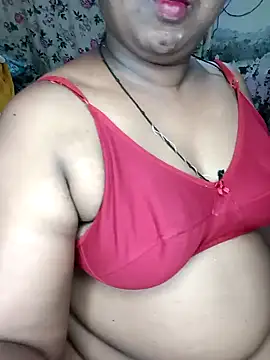 Snapshot of niketa__ chatting on 12.10.24 niketa online show from 12.10.24