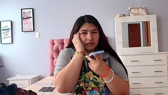 Snapshot of _69HONRY chatting on 02.14.25 69HONRY online show from 02.14.25