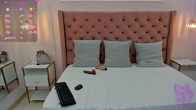 Snapshot of chloe_zulay chatting on 01.15.25 chloe zulay online show from 01.15.25