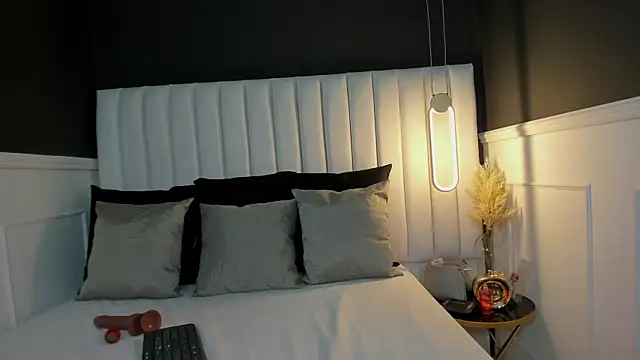 Snapshot of chloe_zulay chatting on 01.30.25 chloe zulay online show from 01.30.25