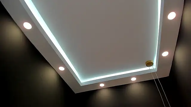 Snapshot of chloe_zulay chatting on 02.15.25 chloe zulay online show from 02.15.25