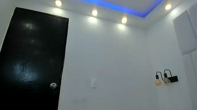 Snapshot of chloe_zulay chatting on 01.19.26 chloe zulay online show from 01.19.26