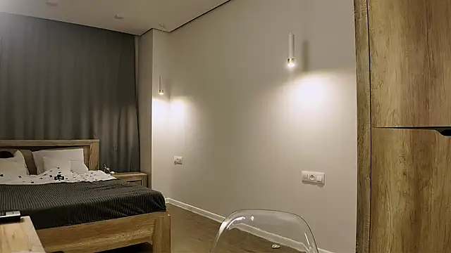 vinylstore online show from 03.14.26