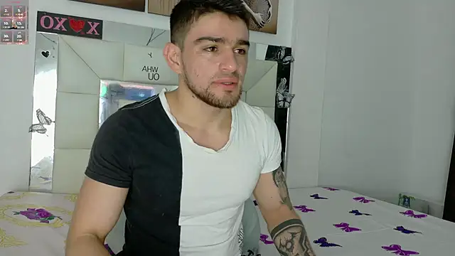 Sexy Alejandro  online show from 02.24.25