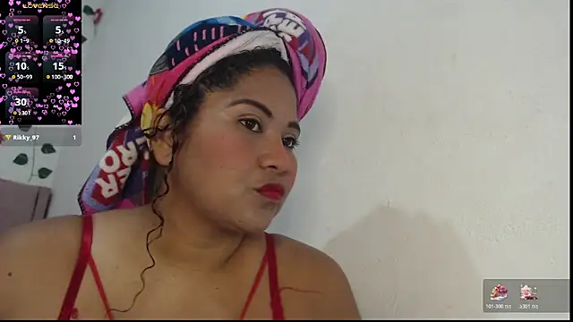 Snapshot of dannaberlin_0 chatting on 10.22.25 dannaberlin 0 online show from 10.22.25