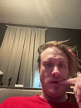 Snapshot of b3mys1st3r chatting on 03.09.26 b3mys1st3r online show from 03.09.26