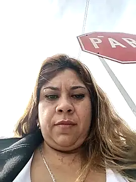 Laura-Hernandez online show from 12.13.24