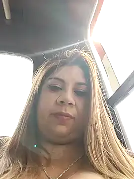 Laura-Hernandez online show from 12.15.24