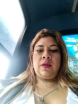 Laura-Hernandez online show from 12.19.24