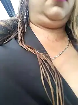 Laura-Hernandez online show from 12.28.24