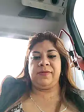 Laura-Hernandez online show from 01.02.25