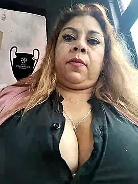 Laura-Hernandez online show from 02.24.25