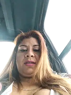 Laura-Hernandez online show from 03.17.25