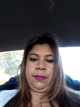 Laura-Hernandez online show from 11.09.25