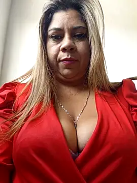 Laura-Hernandez online show from 02.05.26
