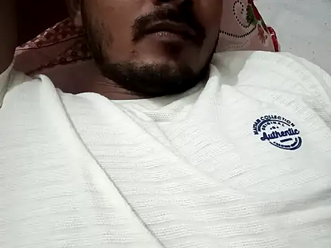 Snapshot of Bigcocks01 chatting on 12.28.24 Bigcocks01 online show from 12.28.24