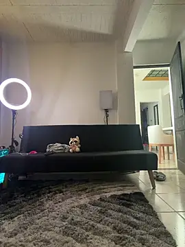 aly golden  online show from 11.27.25