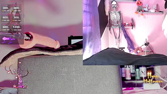 Snapshot of kira_touka chatting on 10.21.25 kira touka online show from 10.21.25