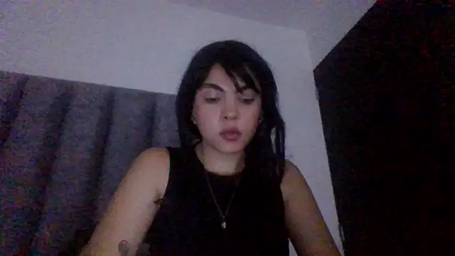 Kiri Cutee online show from 12.03.24