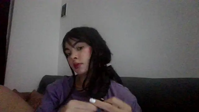 Kiri Cutee online show from 01.16.25