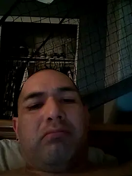 Snapshot of NewKing100 chatting on 12.17.24 NewKing100 online show from 12.17.24