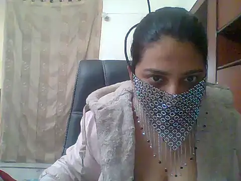 kamayanisingh24 online show from 01.25.25