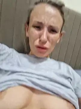 YourJuliena online show from 02.20.25